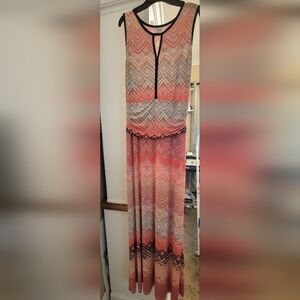 Elegant Chevron Pattern Maxi Dress